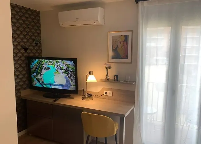 Joli Standing En Hyper Centre